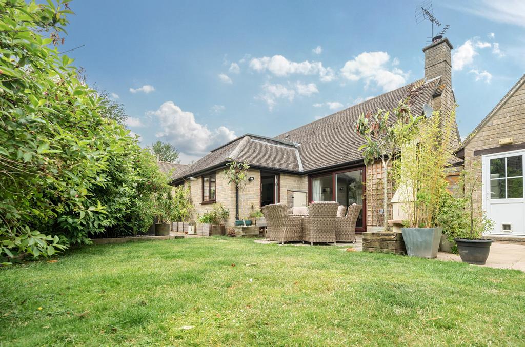 Southdown Court, Stanford in the Vale, Faringdon, Oxfordshire, SN7 3