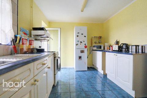 34 Deerhurst Way, Toothill, Swindon, SN5 8AF