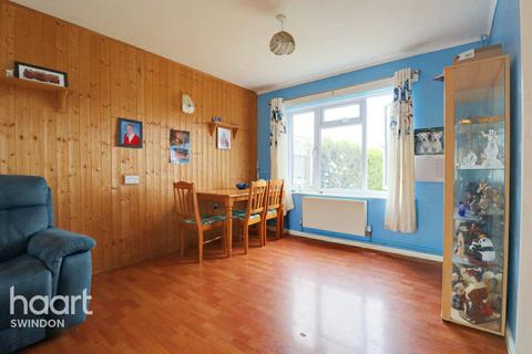 34 Deerhurst Way, Toothill, Swindon, SN5 8AF