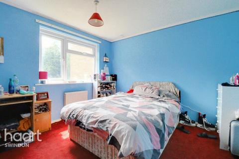 34 Deerhurst Way, Toothill, Swindon, SN5 8AF