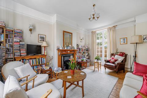 71 Brentham Way, London, W5 1BE