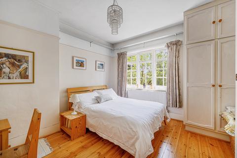 71 Brentham Way, London, W5 1BE