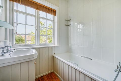 71 Brentham Way, London, W5 1BE