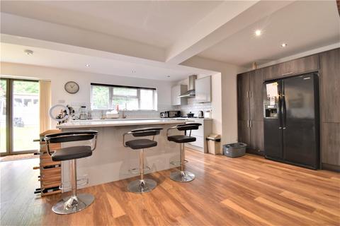 22 Reynards Way, Bricket Wood, St Albans, AL2 3SF
