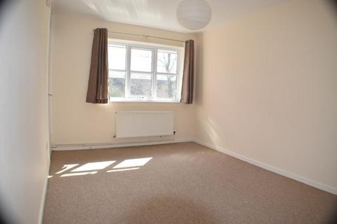 2 bedroom maisonette to rent, Chesford Grove, Stratford-upon-Avon, CV37