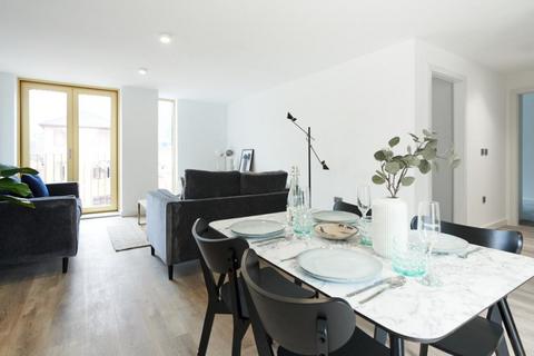Flat 25 :: The Quarters