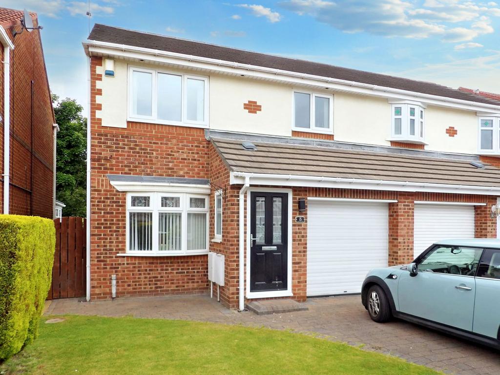 Beacon Glade, Marsden, South Shields, Tyne and Wear, NE34 7PS 3 bed