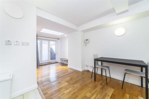 1 bedroom flat to rent, 362 Lee High Road, SE12