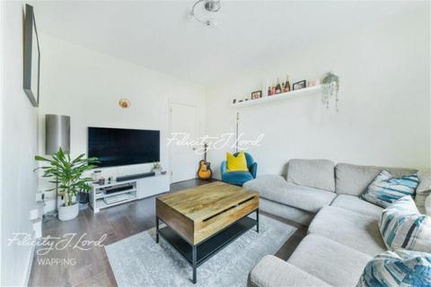 2 bedroom flat to rent, St Katherines Way, E1W