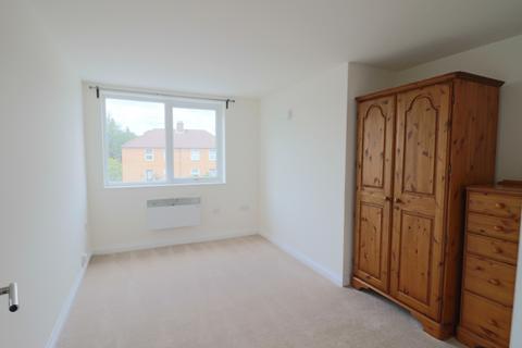 2 bedroom apartment to rent, Kings Hedges Road, Cambridge, Cambridgeshire