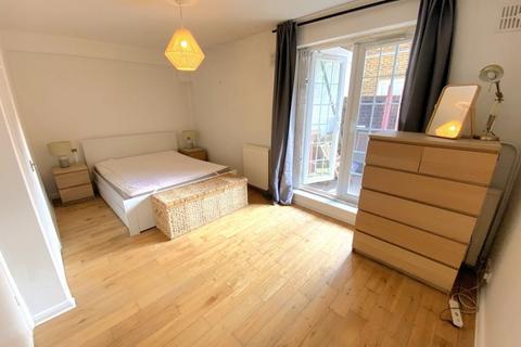 1 bedroom flat to rent, Islington Green, London, N1