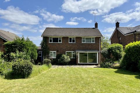 121 Albury Drive, Pinner, HA5 3RJ
