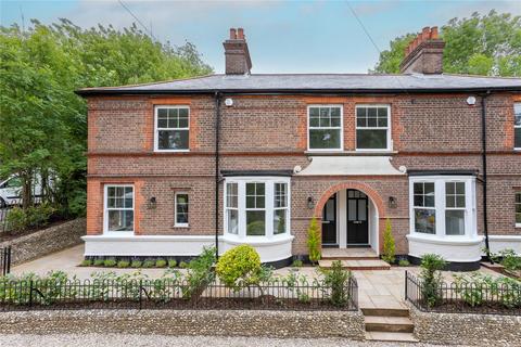 2 bedroom terraced house for sale, White Hill, Chesham, Buckinghamshire, HP5