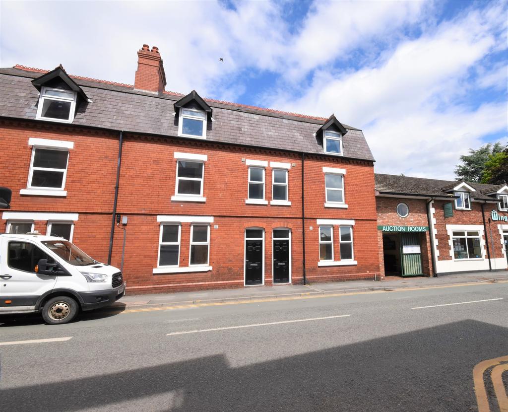 Holt Street, Wrexham, LL13 Studio £550 pcm (£127 pw)