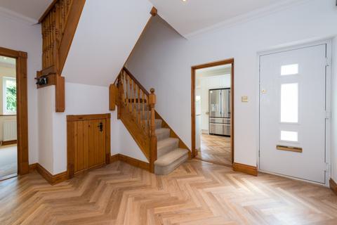 10 Highlands Glade, Manston, Ramsgate, CT12 5GS