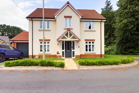 4 bed detached house for rent in Longwood Copse Lane, Beggarwood, Basingstoke, RG23