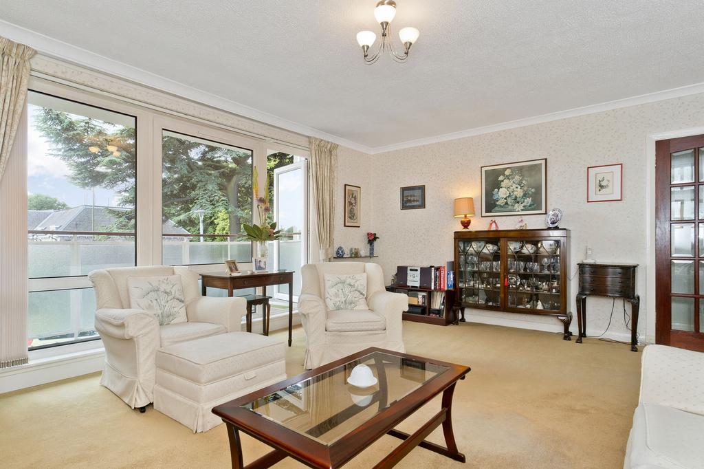 Flat 5, 102, East Trinity Road, Edinburgh, EH5 3PU 3 bed flat for sale
