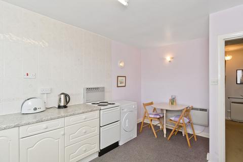 Flat 5, 102 East Trinity Road, Edinburgh, EH5 3PU
