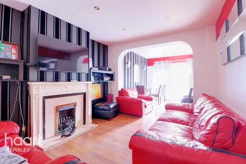 37 Chipstead Gardens, London, NW2 6EL