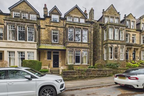 undefined, Harlow Moor Drive, Harrogate, HG2