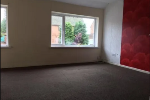 2 bedroom flat for sale - Southbourne Avenue, Walsall, West Midlands