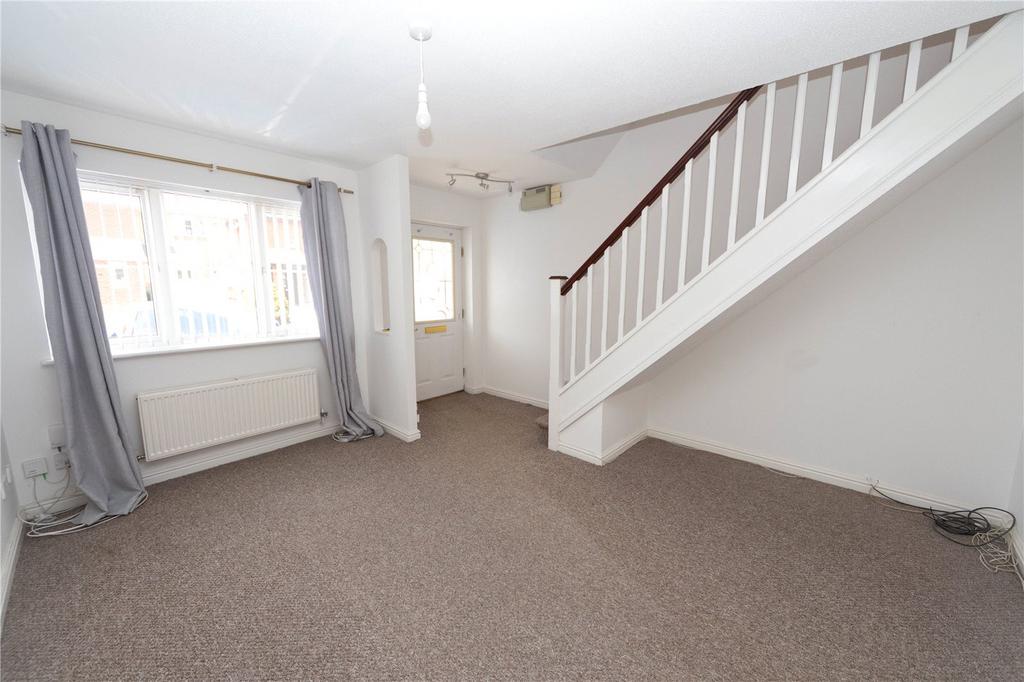 Hind Close, Pengam Green, Cardiff, CF24 2 bed end of terrace house £