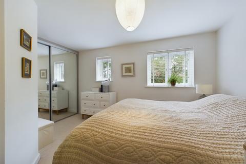 3 bedroom link detached house for sale, Kennett Lane, Chertsey, Surrey, KT16