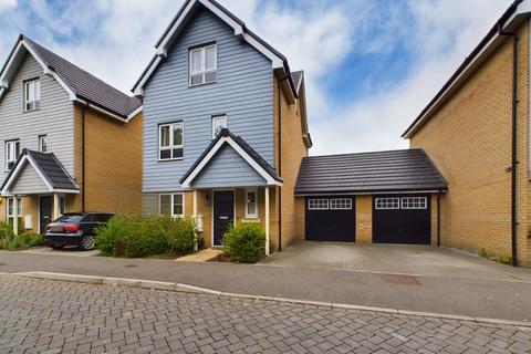 3 bedroom link detached house for sale, Kennett Lane, Chertsey, Surrey, KT16