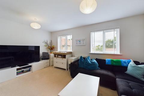 3 bedroom link detached house for sale, Kennett Lane, Chertsey, Surrey, KT16