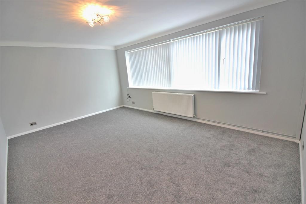 Gardner Road, Formby, L37 3 bed semidetached house £1,300 pcm (£300 pw)