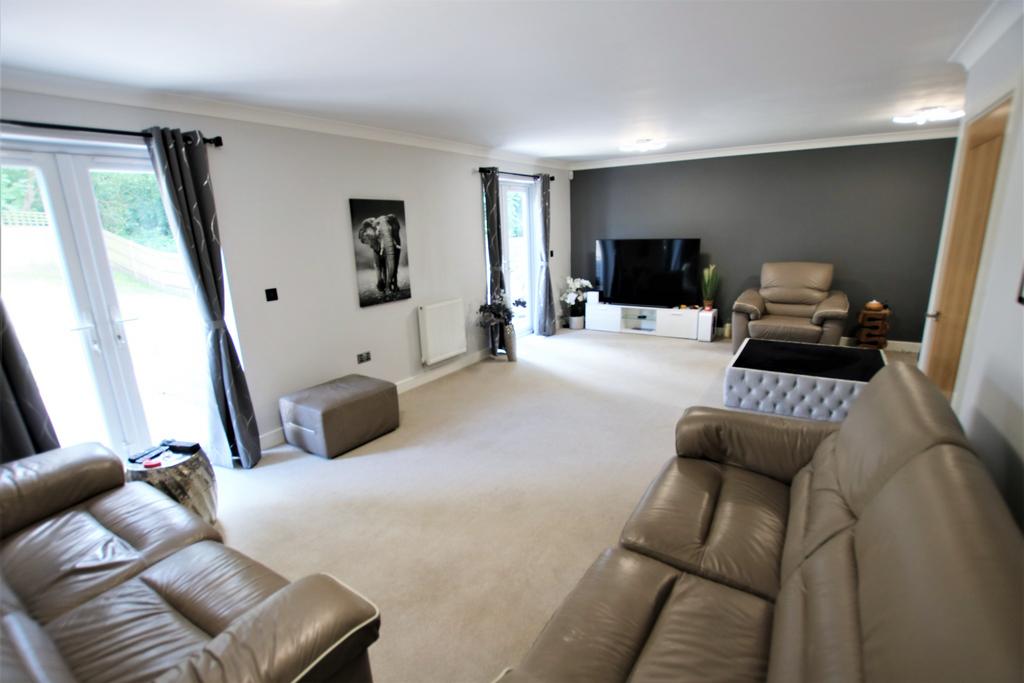 West End, Southampton 4 bed detached house for sale £600,000