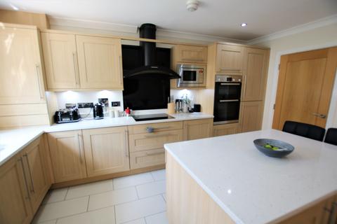 4 bedroom detached house for sale, Hill Cottage Gardens, West End, Southampton