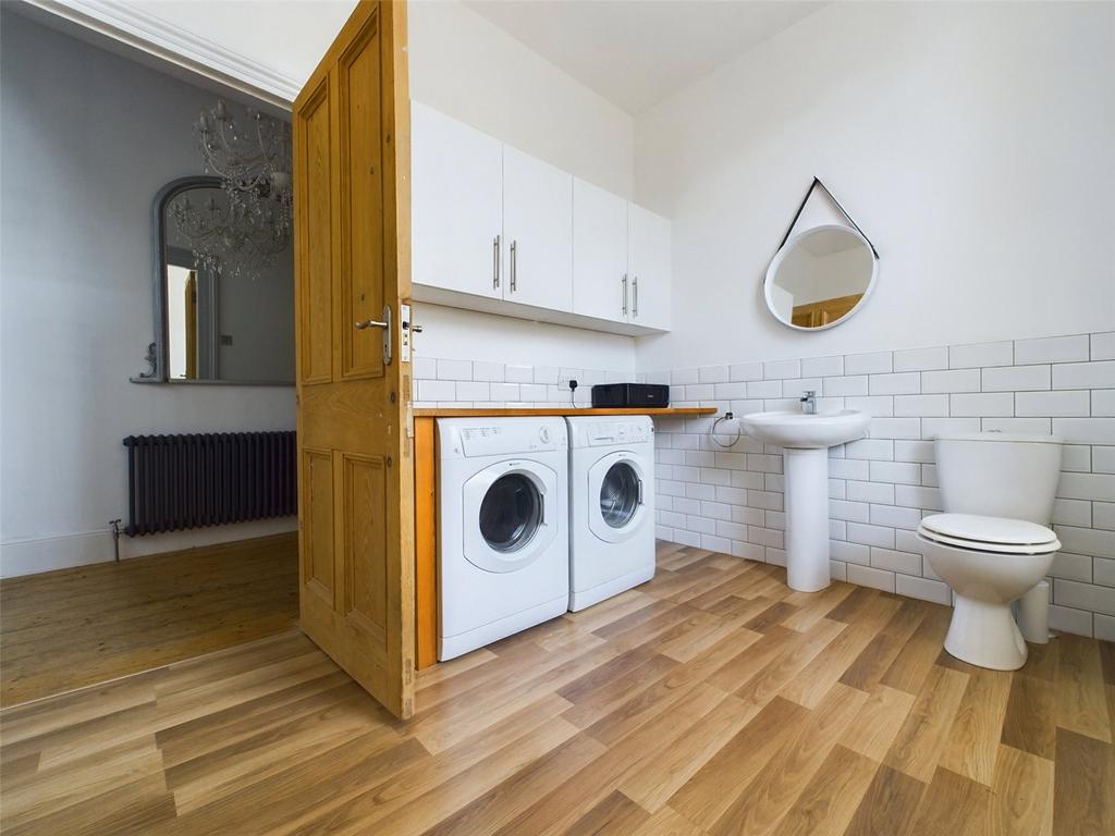 Utility/Cloakroom