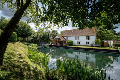 3 bedroom barn conversion for sale - Bocking