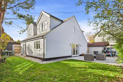 4 bedroom detached house for sale, New Road, Amersham, Buckinghamshire, HP6