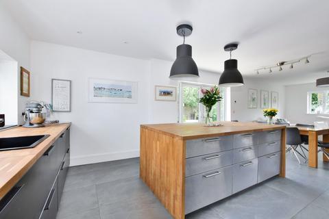 4 bedroom detached house for sale, New Road, Amersham, Buckinghamshire, HP6