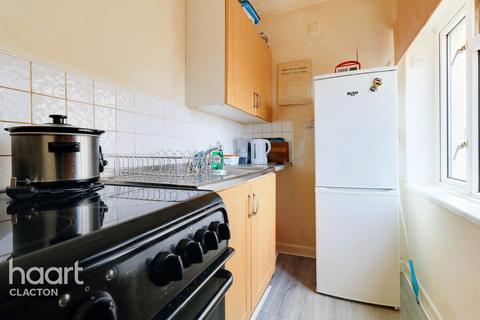 1 bedroom flat for sale, Marine Parade East, CLACTON-ON-SEA