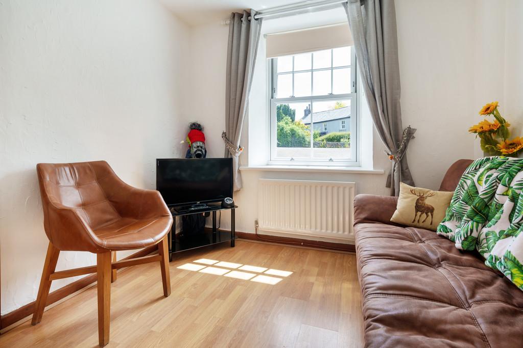 Ground Floor Sitting Room/Bed 4