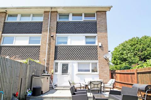 25 The Glen, Bromley, BR2 0JB