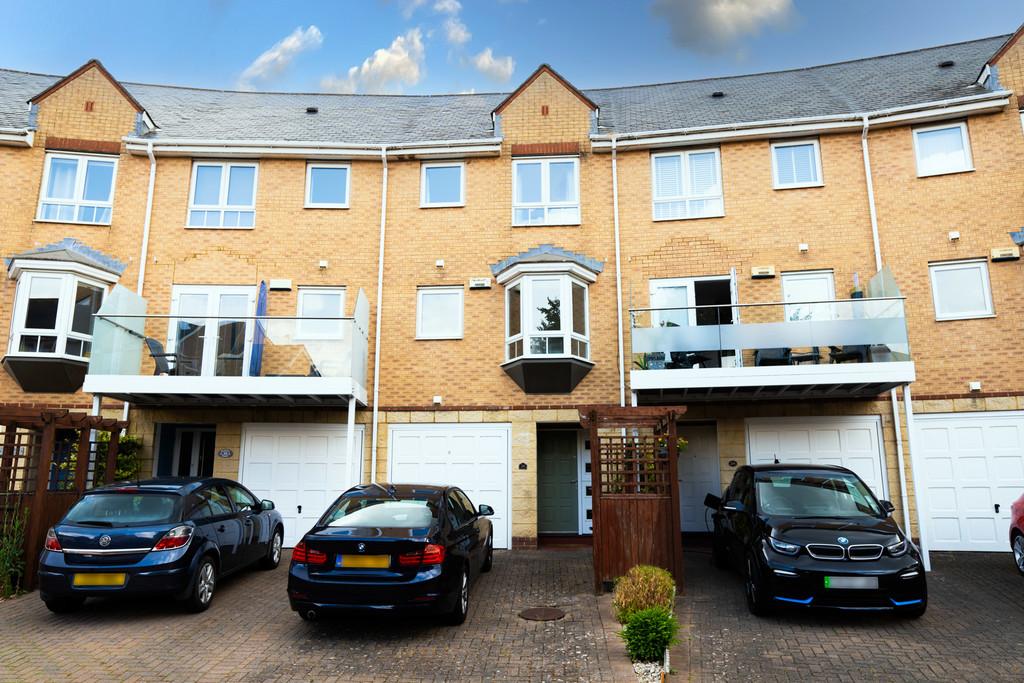 Chandlers Way, Penarth Haven, Penarth 3 bed townhouse for sale £499,950