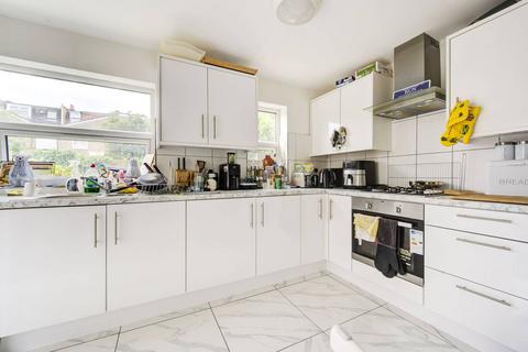 3 bedroom terraced house for sale, Danehurst Street, Fulham, London, SW6