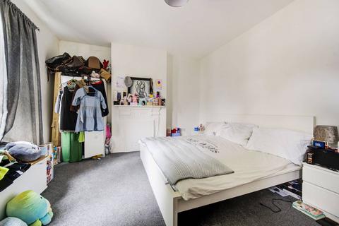 3 bedroom terraced house for sale, Danehurst Street, Fulham, London, SW6