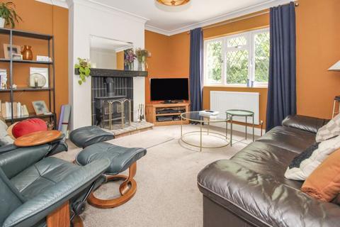 10 Romill Close, West End, Southampton, SO18 3NE