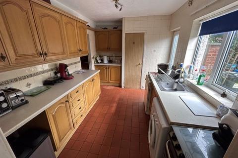 3 bedroom terraced house for sale - Peckforton Drive, Great Sutton
