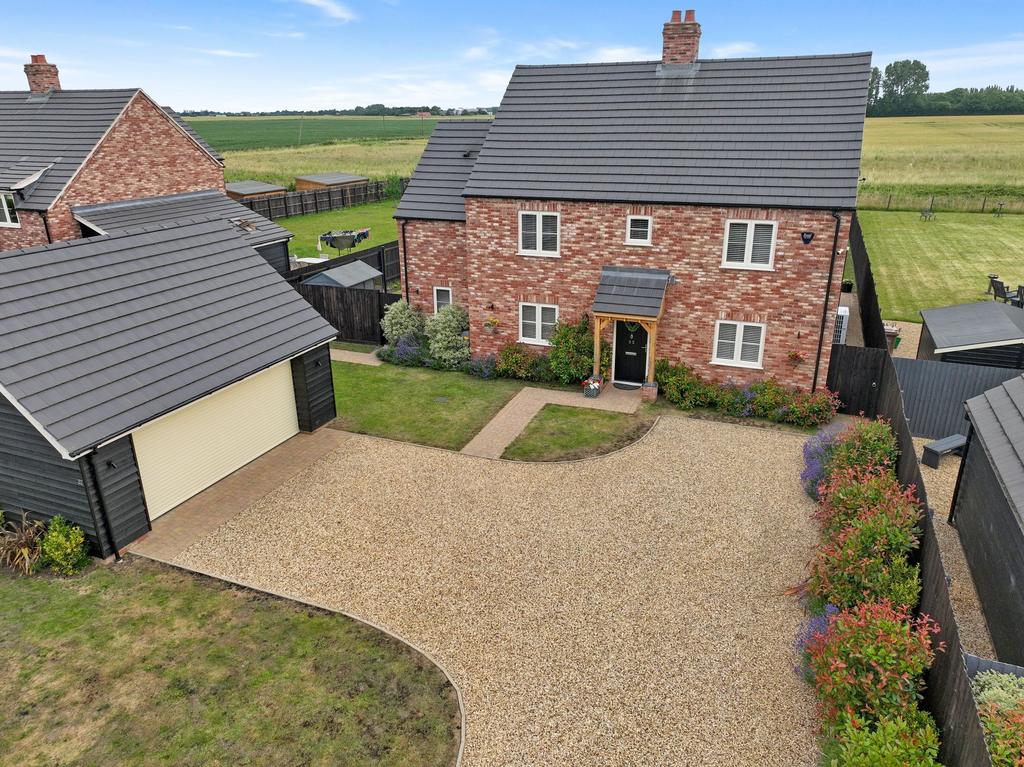 Walton Road, Marshland St. James, PE14 4 bed detached house for sale