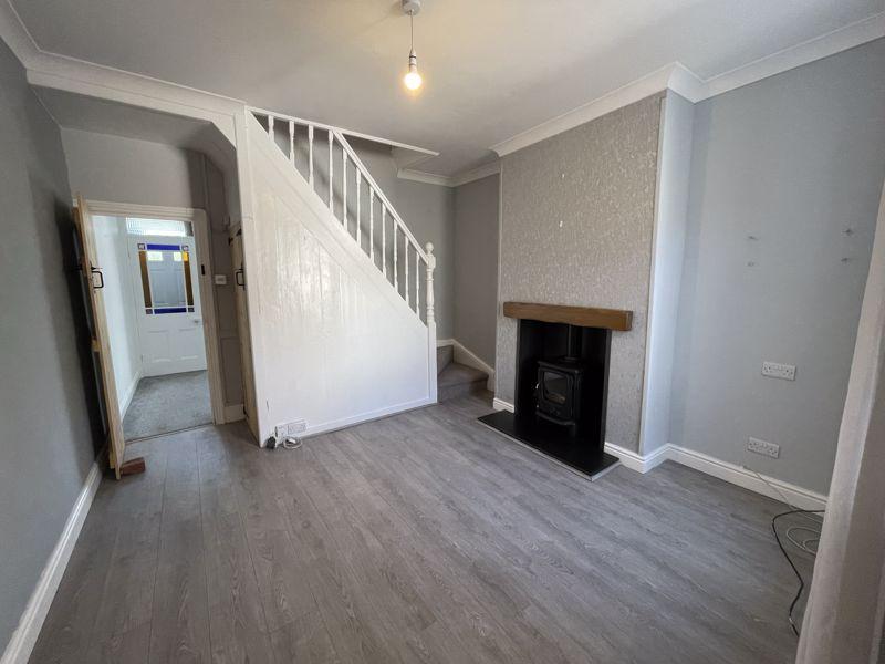 Victoria Road, Cemaes Bay 2 bed terraced house £650 pcm (£150 pw)