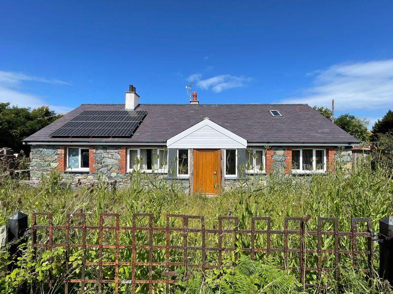 Mill Road, Holyhead 3 bed detached bungalow £400,000