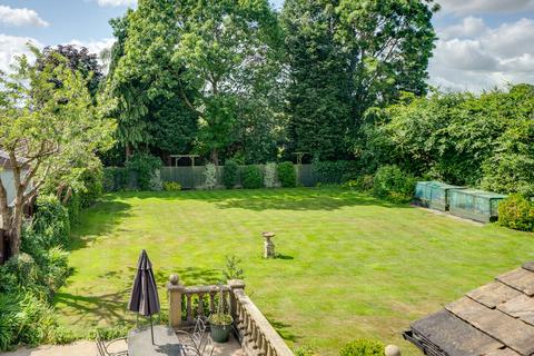 3 bedroom detached house for sale, Whitechapel Road, Scholes