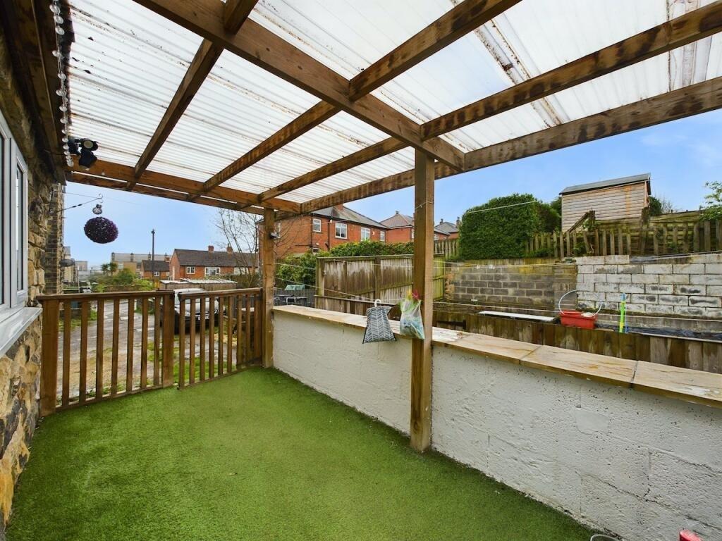 Bradford Road, Batley 3 bed terraced house for sale £99,000