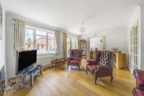 19 Brunswick Grove, Cobham, KT11 1HP